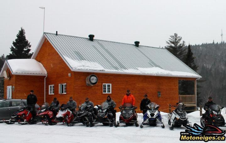 Auberge La Taniere Tadoussac Kültér fotó