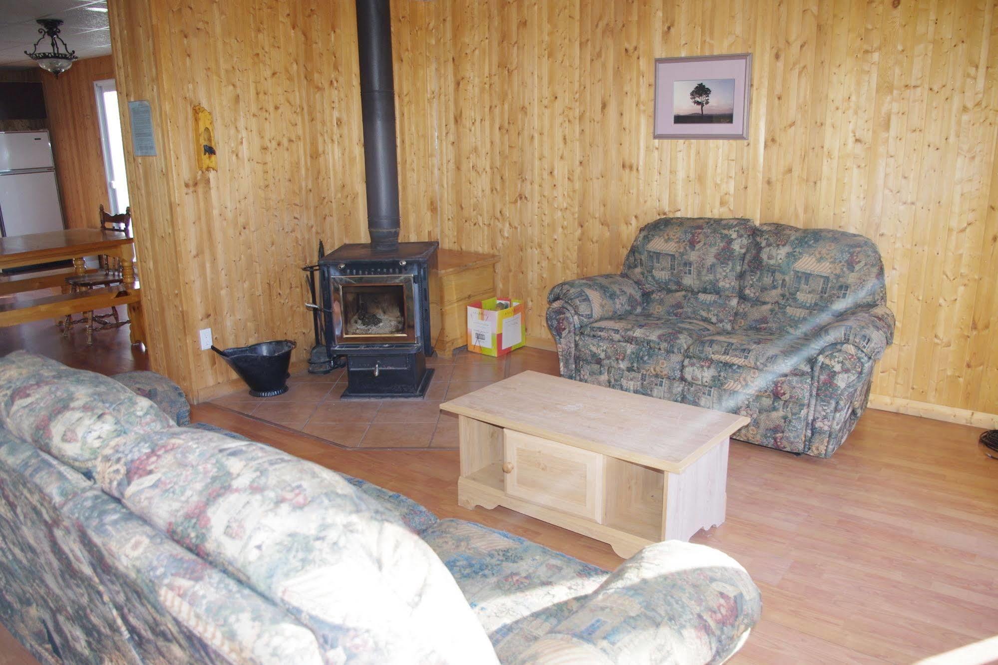 Auberge La Taniere Tadoussac Kültér fotó