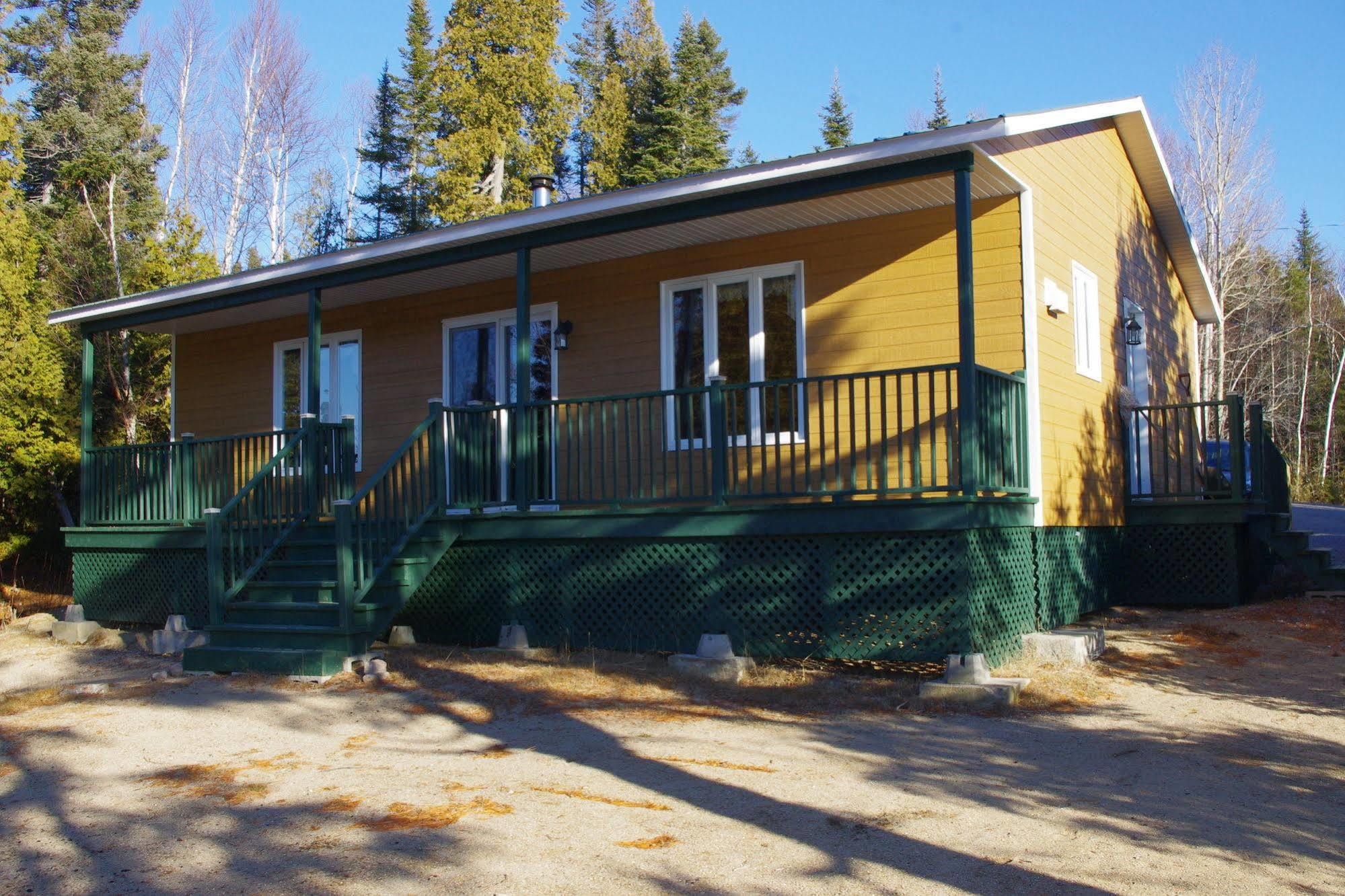 Auberge La Taniere Tadoussac Kültér fotó